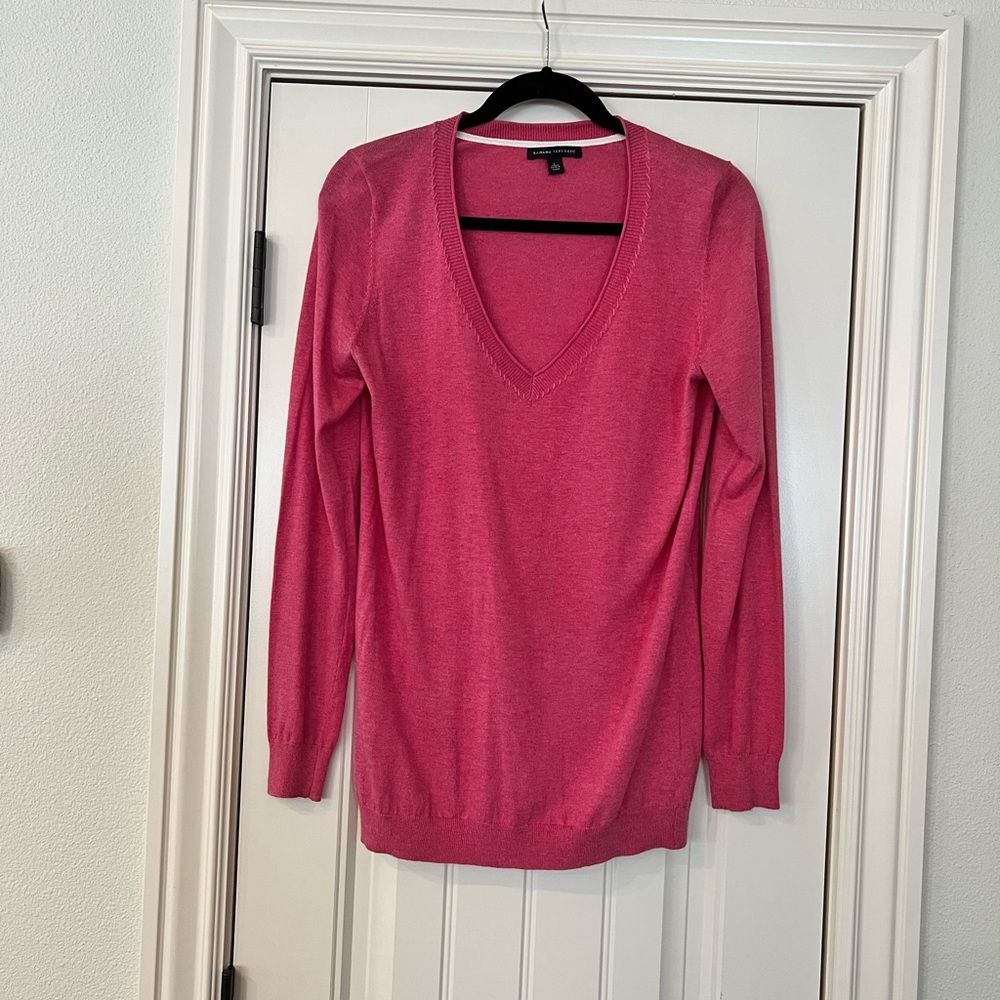 Banana Republic v-neck sweater